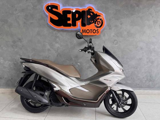 HONDA PCX DLX HONDA PCX DLX